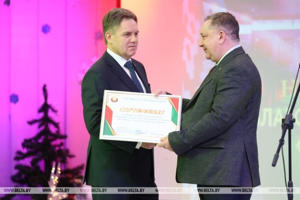 Петришенко: дети в преддверии праздников ждут чуда, исполнить которое под силу только взрослым Петришенко: дети в преддверии праздников ждут чуда, исполнить которое под силу только взрослым