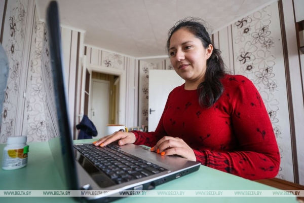 Через полмира в белорусскую глубинку: эквадорка стала ветврачом в Березовском районе