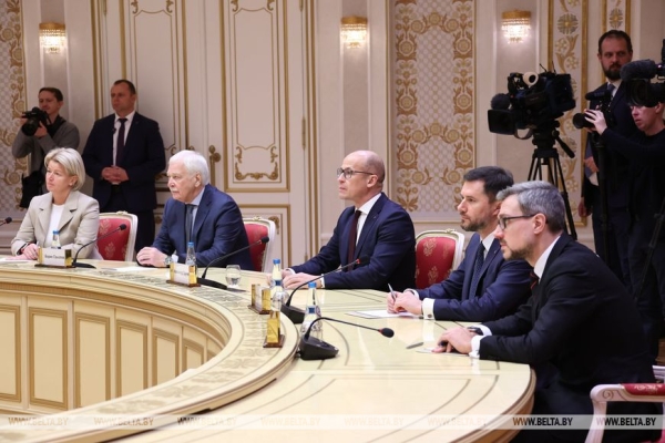 "Сегодня не деньги главное". Лукашенко рассказал об основной теме в переговорах с Путиным "Сегодня не деньги главное". Лукашенко рассказал об основной теме в переговорах с Путиным