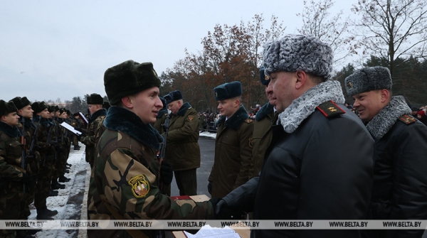 Хренин: сегодня в Вооруженные Силы приходят высокомотивированные ребята