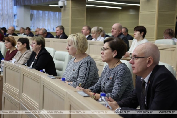 Кочанова: голос депутата должен быть слышен, он должен быть веским, емким, понятным