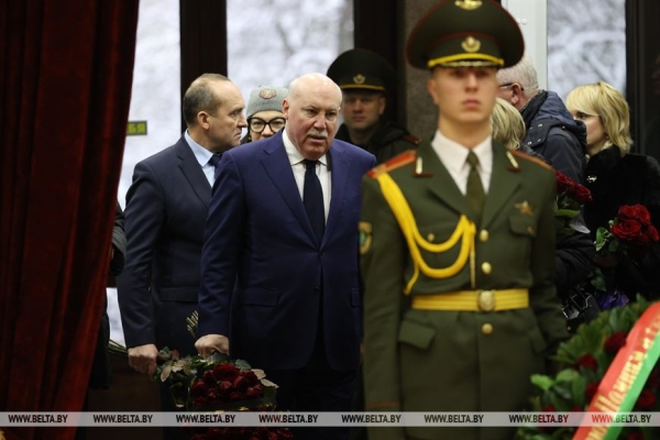 Церемония прощания с Владимиром Макеем (ОБНОВЛЯЕТСЯ) Церемония прощания с Владимиром Макеем (ОБНОВЛЯЕТСЯ)