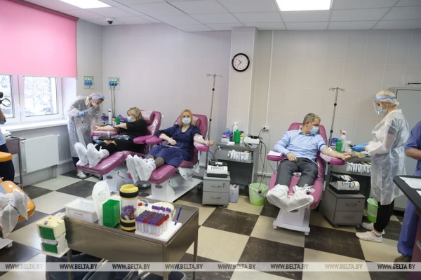 Администрация Президента присоединилась к акции по безвозмездному донорству к 90-летию службы крови