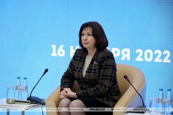 Кочанова - молодежи: у каждого должен быть свой стержень, преданность, любовь к своей стране