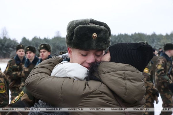 Хренин: сегодня в Вооруженные Силы приходят высокомотивированные ребята