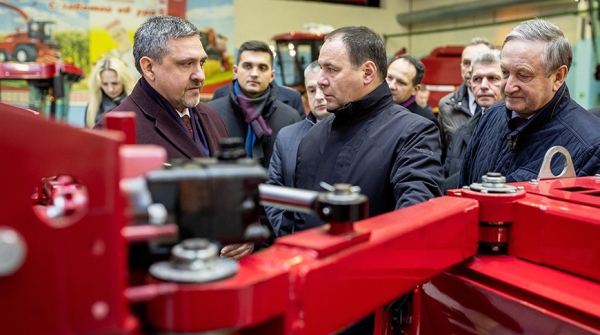 Положительное сальдо $4 млрд, прирост промпроизводства: Головченко о финансовой ситуации в Беларуси Положительное сальдо $4 млрд, прирост промпроизводства: Головченко о финансовой ситуации в Беларуси