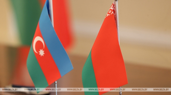 Головченко провел телефонный разговор с премьер-министром Азербайджана Головченко провел телефонный разговор с премьер-министром Азербайджана