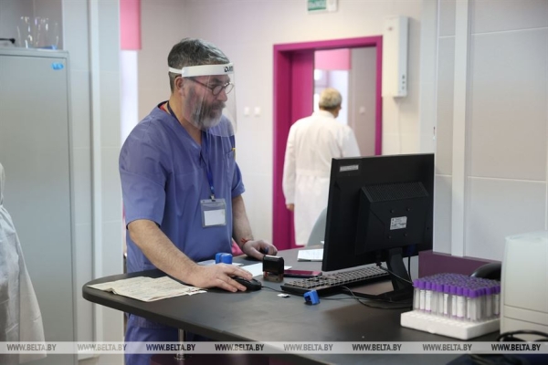 Администрация Президента присоединилась к акции по безвозмездному донорству к 90-летию службы крови