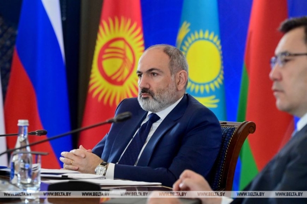 "Давайте все сделаем, чтобы не гибли люди". Лукашенко в ОДКБ высказался насчет армяно-азербайджанского конфликта