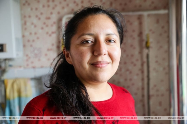 Через полмира в белорусскую глубинку: эквадорка стала ветврачом в Березовском районе