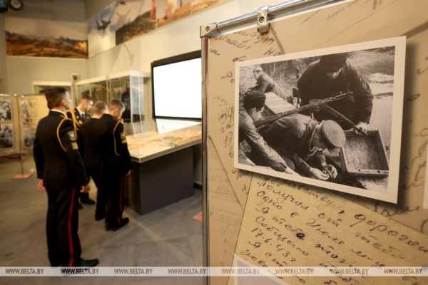 "В них вера в Победу". Выставка уникальных фронтовых писем открылась в музее истории ВОВ