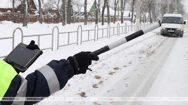 ГАИ призывает при неблагоприятных погодных условиях строго соблюдать ПДД ГАИ призывает при неблагоприятных погодных условиях строго соблюдать ПДД