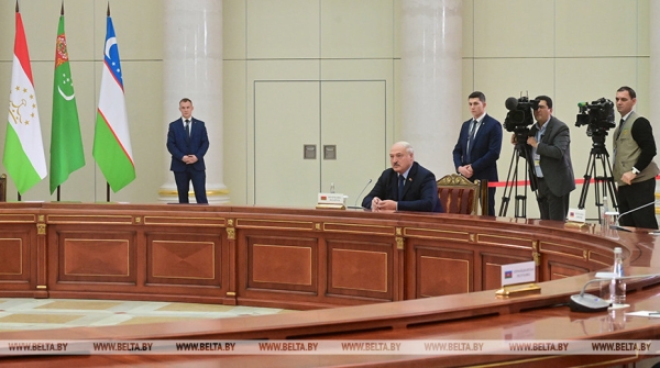 Прогноз на 2023 год и актуальные задачи. Лукашенко принял участие в неформальной встрече лидеров стран СНГ Прогноз на 2023 год и актуальные задачи. Лукашенко принял участие в неформальной встрече лидеров стран СНГ