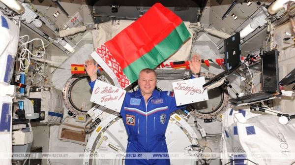 Скептикам наперекор. Как Лукашенко выводил в космос суверенную Беларусь