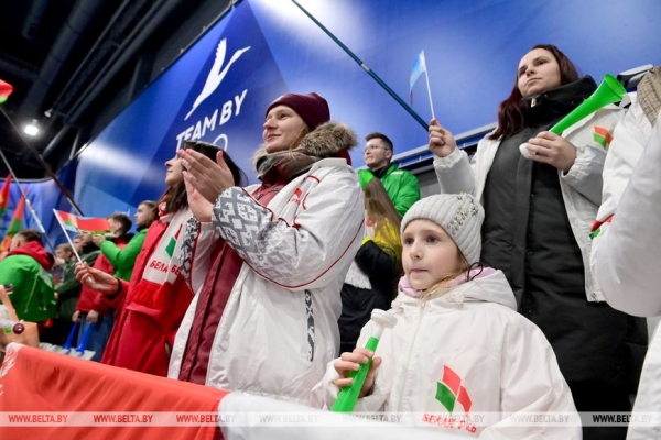 Хоккейная команда Президента Беларуси выиграла в матче любительского турнира Хоккейная команда Президента Беларуси выиграла в матче любительского турнира