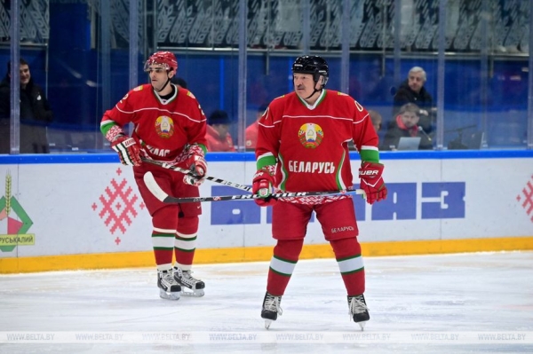 Хоккейная команда Президента Беларуси выиграла в матче любительского турнира Хоккейная команда Президента Беларуси выиграла в матче любительского турнира