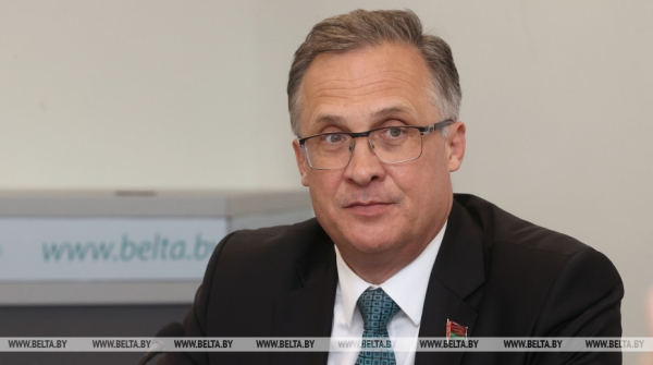 Савиных: нужно определить, как будет строиться многополярный мир Савиных: нужно определить, как будет строиться многополярный мир