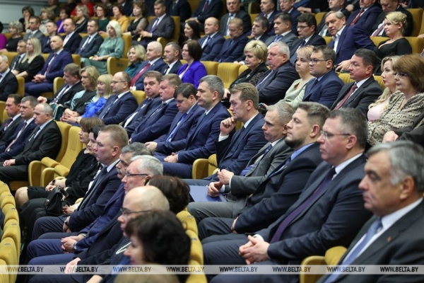 Головченко: Беларусбанку уже 100 лет, и он продолжает успешно работать в турбулентные времена