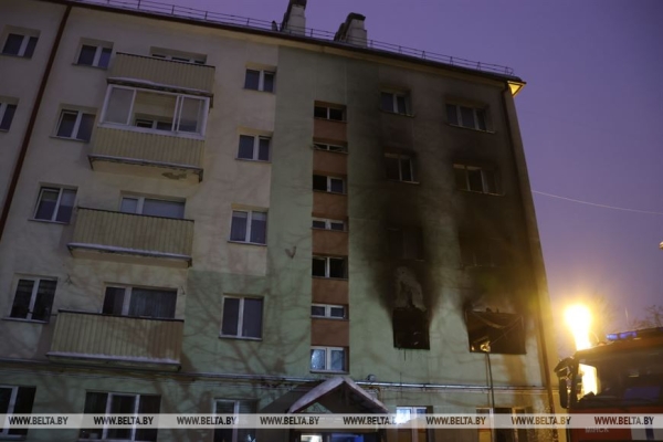 В Минске при пожаре в пятиэтажке погибли 6 человек, в том числе ребенок В Минске при пожаре в пятиэтажке погибли 6 человек, в том числе ребенок