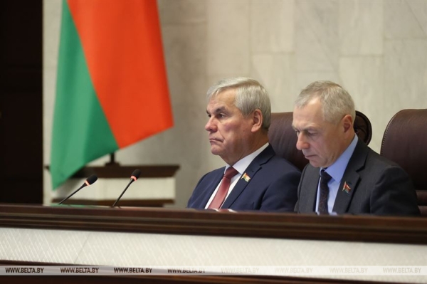 Депутаты приняли в первом чтении законопроект о республиканском бюджете на 2023 год Депутаты приняли в первом чтении законопроект о республиканском бюджете на 2023 год