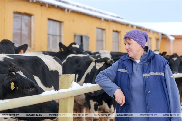 Звезда TikTok из Смолевичей о работе на ферме и популярности: я написала уже больше 50 стихов