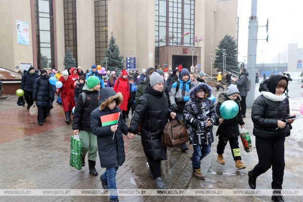 Отдохнуть и получить позитивные эмоции: дети Донбасса приехали на оздоровление в Беларусь