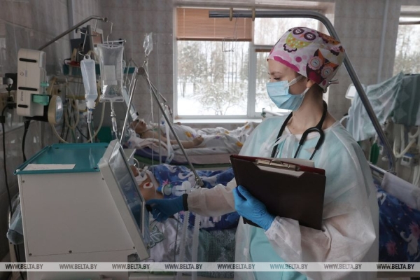 "Народ надо лечить". Репортаж о спасенной Президентом пациентке из Шклова