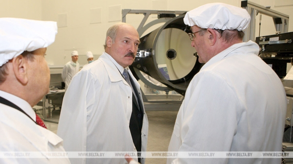 Скептикам наперекор. Как Лукашенко выводил в космос суверенную Беларусь