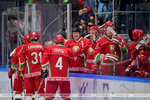 Хоккейная команда Президента Беларуси выиграла в матче любительского турнира Хоккейная команда Президента Беларуси выиграла в матче любительского турнира
