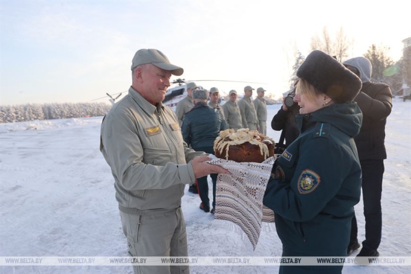 Из средиземноморского тепла в морозную Беларусь. Два вертолета авиации МЧС вернулись из Турции Из средиземноморского тепла в морозную Беларусь. Два вертолета авиации МЧС вернулись из Турции