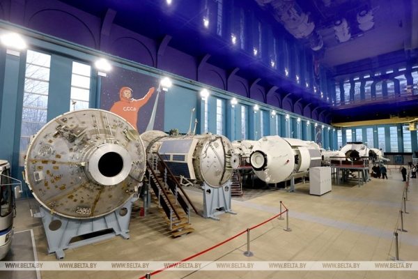 Основного и дублирующего кандидатов от Беларуси на полет в космос определят после Нового года Основного и дублирующего кандидатов от Беларуси на полет в космос определят после Нового года