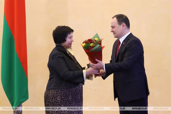 Головченко вручил госнаграды представителям различных сфер Головченко вручил госнаграды представителям различных сфер