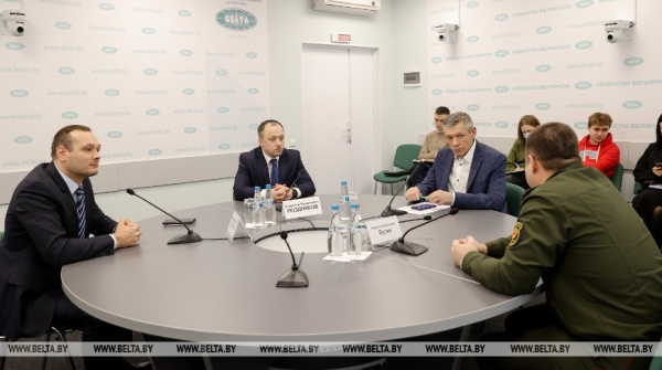 "Мы не пугаем, а просто объясняем". Военный эксперт о готовности Беларуси отстаивать свои интересы