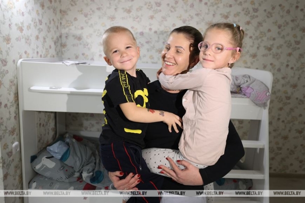 О том, как поспорили УКС и дольщики микрорайона Сокол. А Президент расставил точки над i О том, как поспорили УКС и дольщики микрорайона Сокол. А Президент расставил точки над i