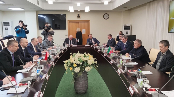 Министр промышленности Беларуси и глава Татарстана подтвердили готовность к активному промышленному диалогу