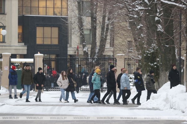 ФОТОФАКТ: Репетиционный централизованный экзамен впервые прошел в Беларуси. Подробности