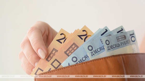 Минтруда прогнозирует увеличение зарплат бюджетников на 16% в этом году Минтруда прогнозирует увеличение зарплат бюджетников на 16% в этом году