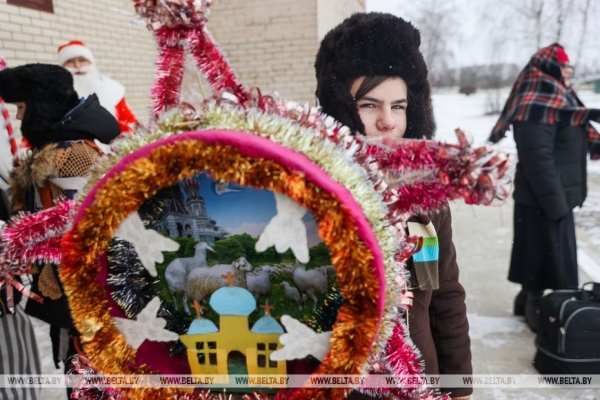 Открывай ворота, Коляда в гости пришла. Как на пинском Полесье живет народный рождественский обряд Открывай ворота, Коляда в гости пришла. Как на пинском Полесье живет народный рождественский обряд