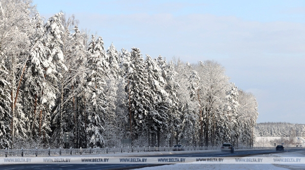 ГАИ призывает водителей быть осторожными: заморозки после оттепели осложнят дорожную обстановку ГАИ призывает водителей быть осторожными: заморозки после оттепели осложнят дорожную обстановку
