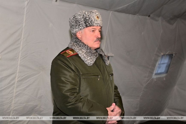 "Лучше натовских!" Беларусь передала российским военным крупную партию индивидуальных аптечек