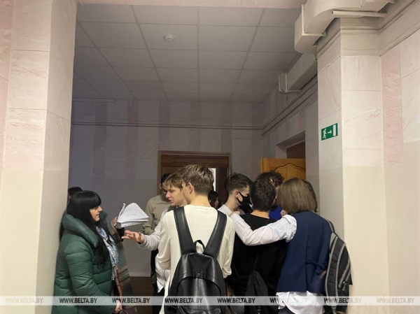 "Как я сдавала репетиционный ЦЭ: вкусные кексы и понятные задания". Заметки ученицы 11-го класса "Как я сдавала репетиционный ЦЭ: вкусные кексы и понятные задания". Заметки ученицы 11-го класса