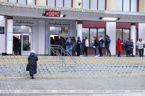 ФОТОФАКТ: Репетиционный централизованный экзамен впервые прошел в Беларуси. Подробности