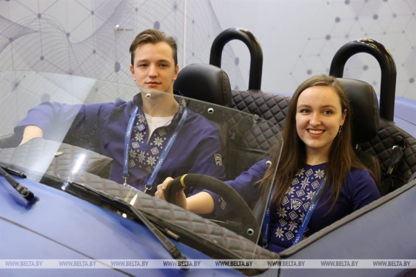 Электрокары, ноутбуки, лекарства от рака. Чем удивила "Беларусь интеллектуальная"