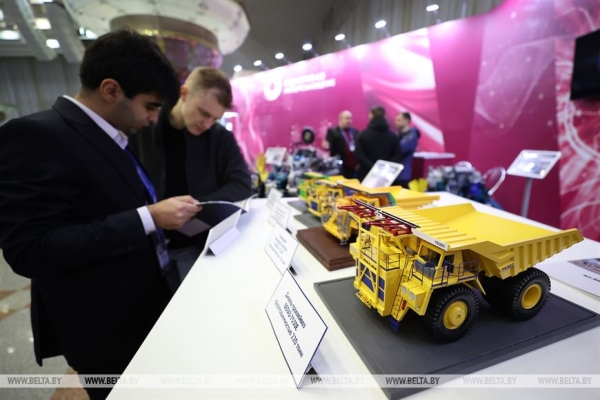 Сергеенко: выставка "Беларусь интеллектуальная" впечатляет разнообразием