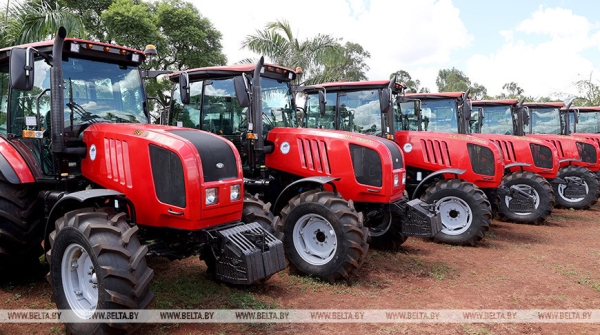 Президент Зимбабве: мы смогли благодаря Беларуси раз и навсегда решить вопрос продовольственной безопасности страны