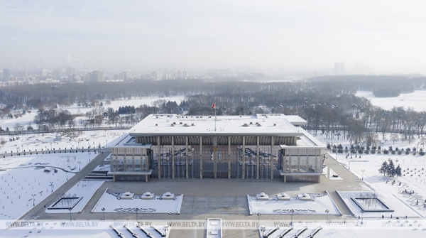 Лукашенко и Жапаров обсудили актуальное состояние и перспективы сотрудничества Беларуси с Кыргызстаном Лукашенко и Жапаров обсудили актуальное состояние и перспективы сотрудничества Беларуси с Кыргызстаном