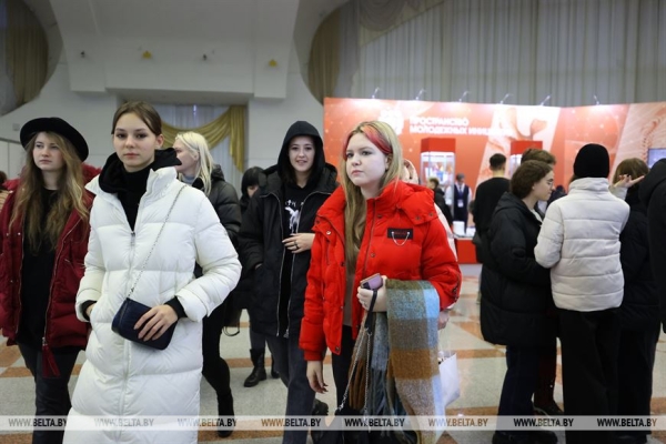 Рубежи Родины, шанс для беглых, новые реалии для ИП и задачка со звездочкой. Подробности недели Президента