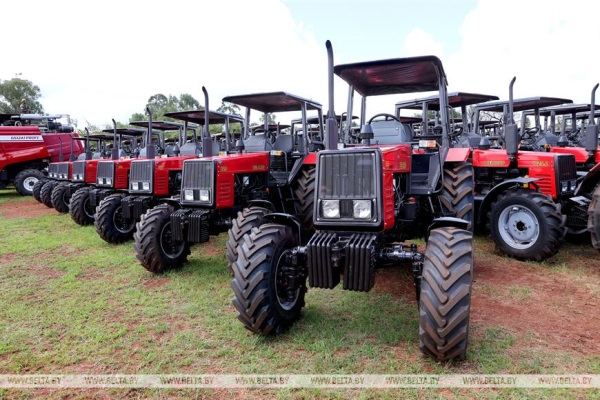 Президент Зимбабве: мы смогли благодаря Беларуси раз и навсегда решить вопрос продовольственной безопасности страны