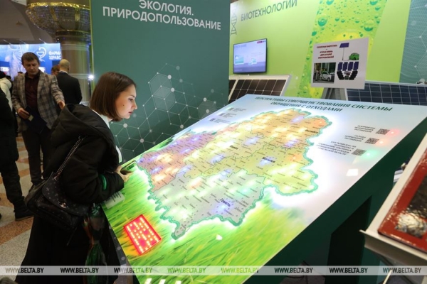 Электрокары, ноутбуки, лекарства от рака. Чем удивила "Беларусь интеллектуальная"