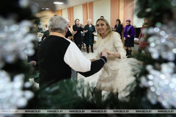 БСЖ поздравил с праздниками пожилых людей в Смолевичском центре соцобслуживания БСЖ поздравил с праздниками пожилых людей в Смолевичском центре соцобслуживания